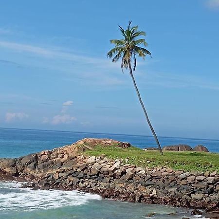 Sunset Beach Villa กอลล์ ภายนอก รูปภาพ