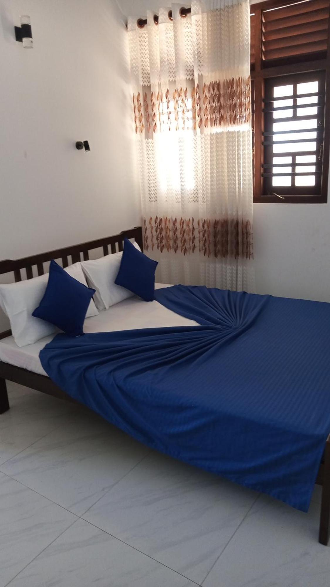 Sunset Beach Villa กอลล์ ภายนอก รูปภาพ