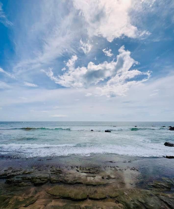 Sunset Beach Villa กอลล์ ภายนอก รูปภาพ