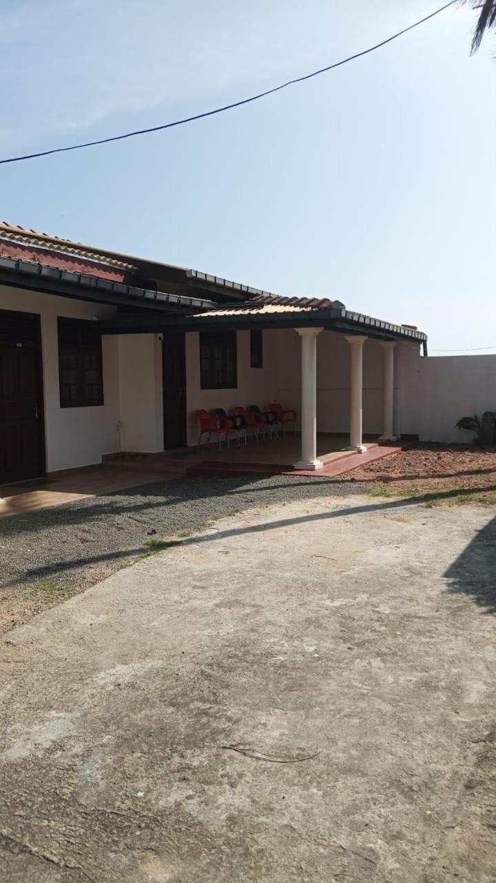 Sunset Beach Villa กอลล์ ภายนอก รูปภาพ